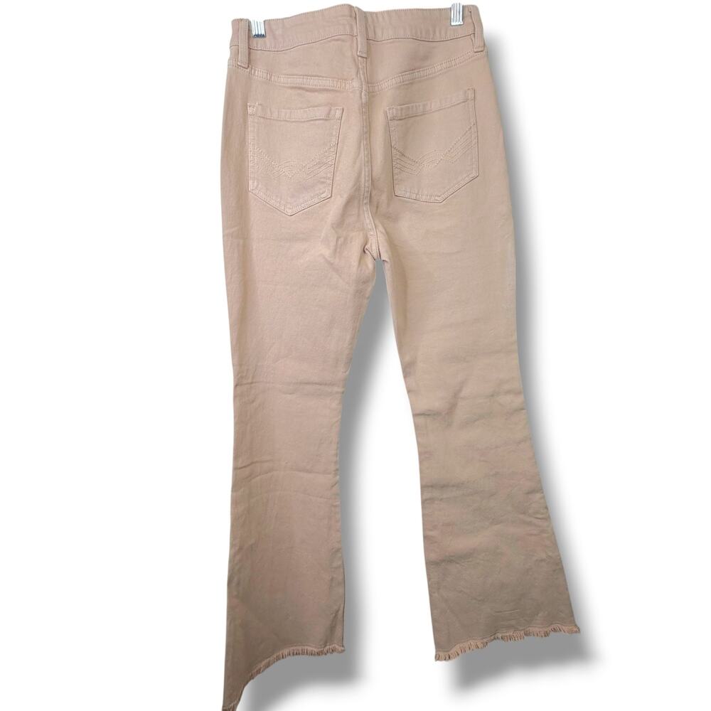 IDYLLWIND Fueled By Miranda Lambert High Risin' Irish Cream Wash Flare Jeans - Picture 7 of 10